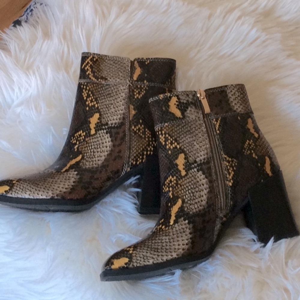 🎉Host Pick🎉Franco Sarto Generous Bootie
******NO BOX***** - Picture 5 of 10